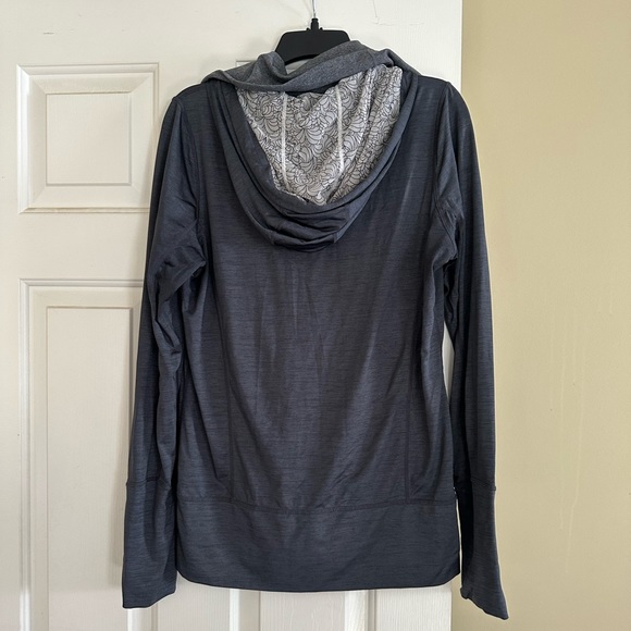 Lululemon jacket - Picture 2 of 2